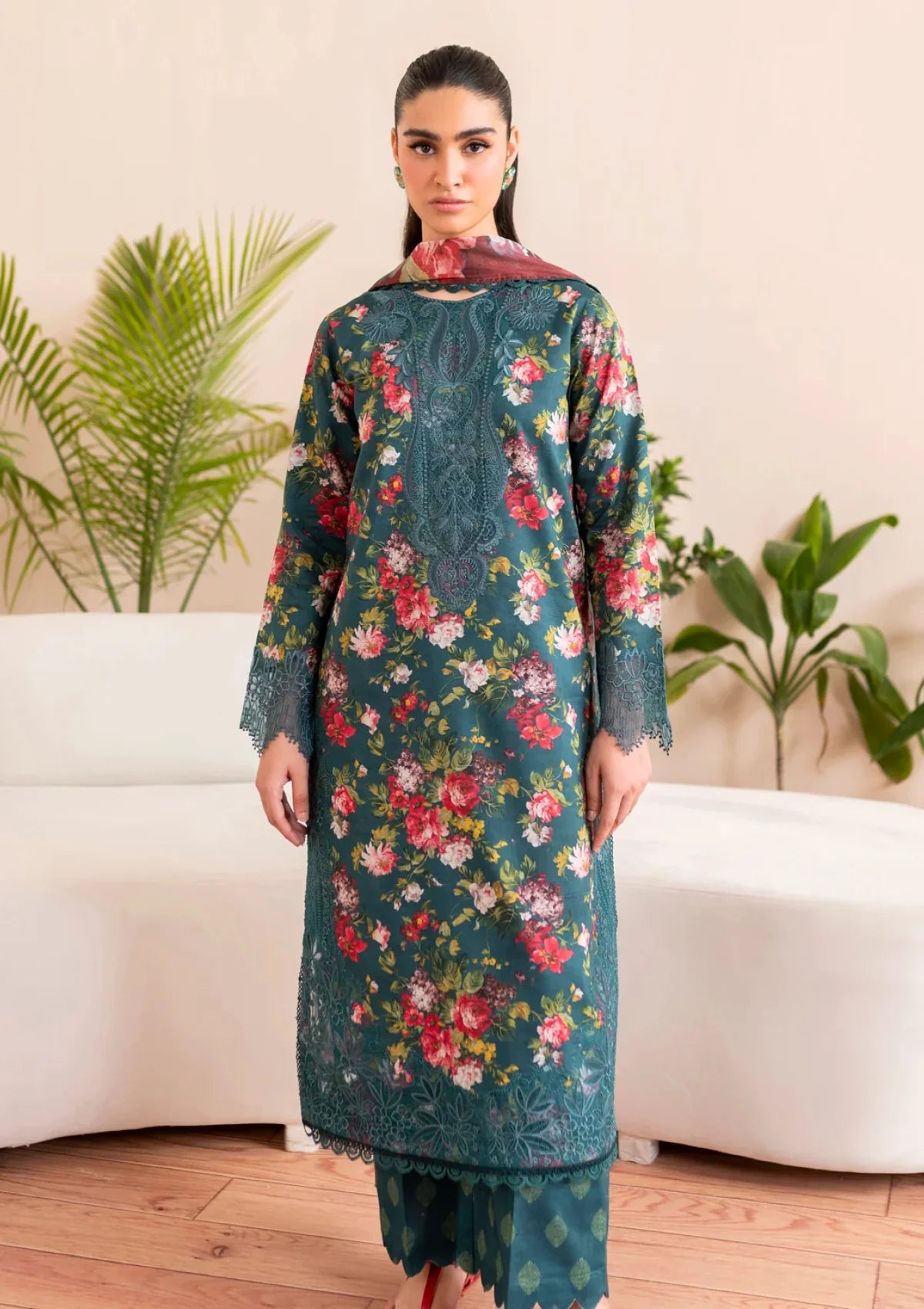 Luxury Emerald Green Floral Printed 3-Piece Lawn Suit